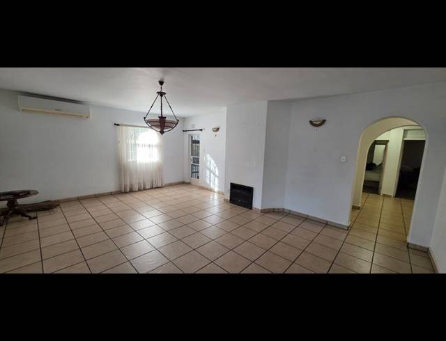 3 BEDROOM HOUSE FOR SALE IN VANDERBIJLPARK SE 2